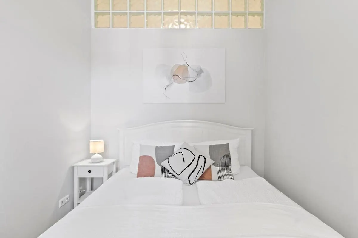 Apartment 12 Minutes To Schoenbrunn I 5 Minutes To Metro U3 Vienna