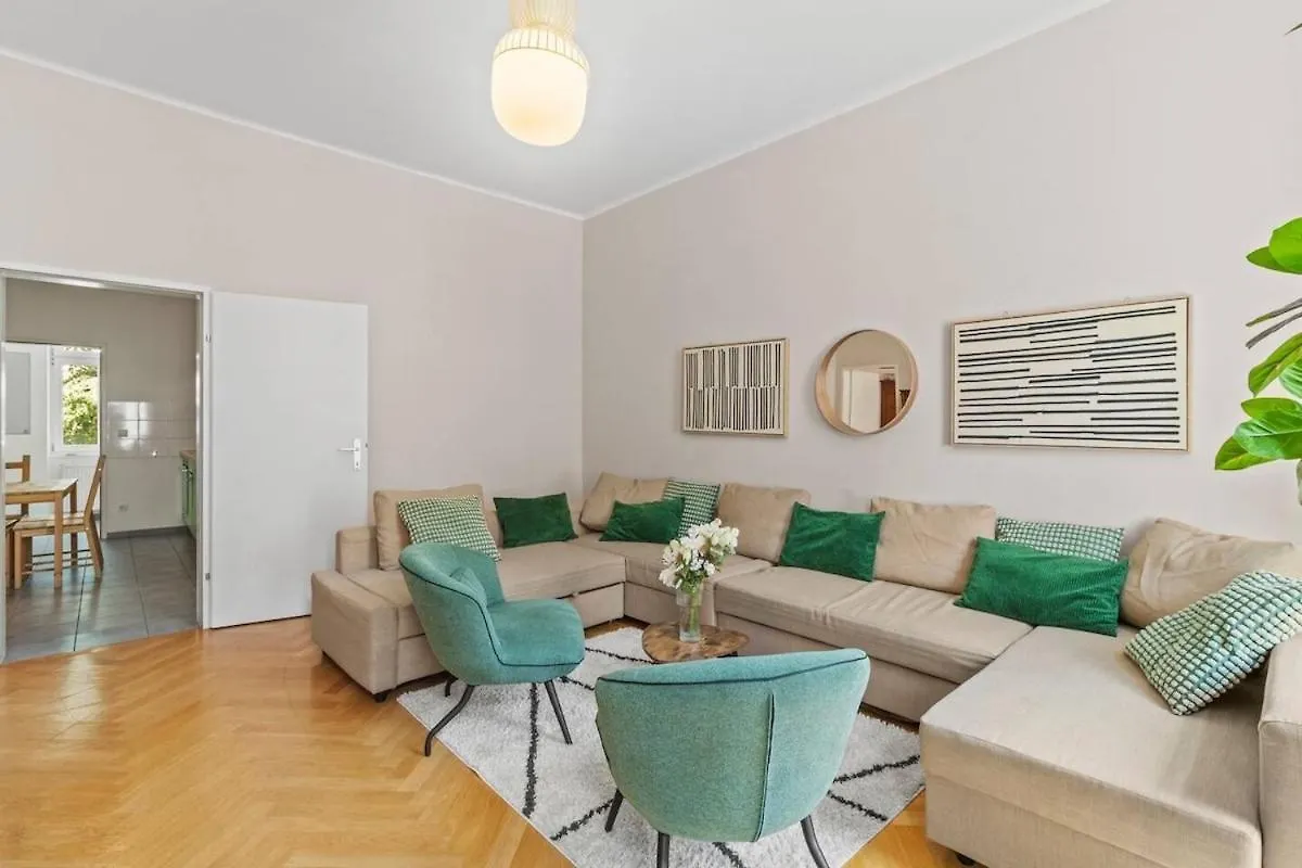 Apartamento 12 Minutes To Schoenbrunn I 5 Minutes To Metro U3 Viena Áustria