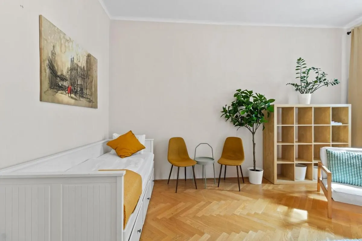 Apartment 12 Minutes To Schoenbrunn I 5 Minutes To Metro U3 Vienna Austria