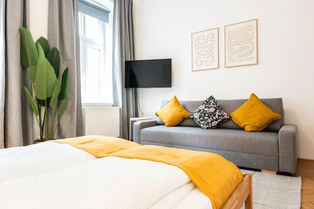 12 Minutes To Schoenbrunn I 5 Minutes To Metro U3 Vienna Apartment