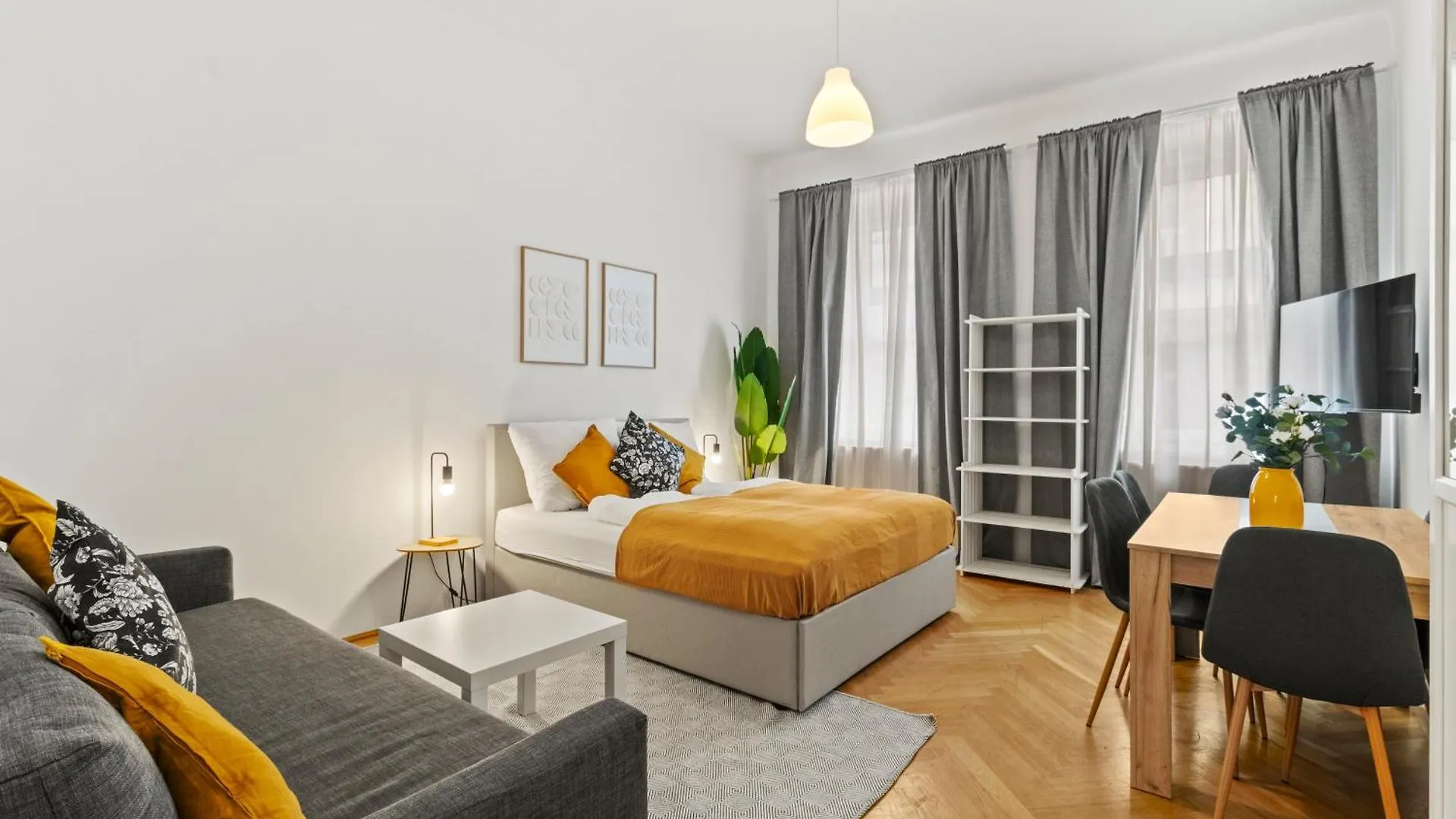 Apartamento 12 Minutes To Schoenbrunn I 5 Minutes To Metro U3 Viena
