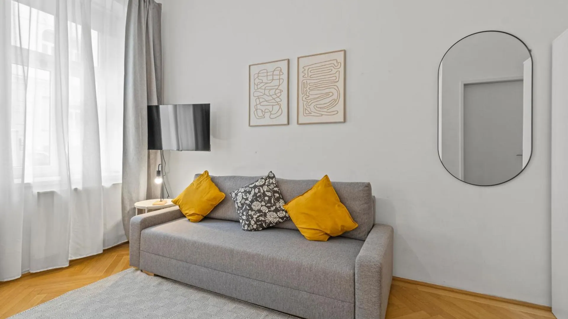 Apartment 12 Minutes To Schoenbrunn I 5 Minutes To Metro U3 Vienna