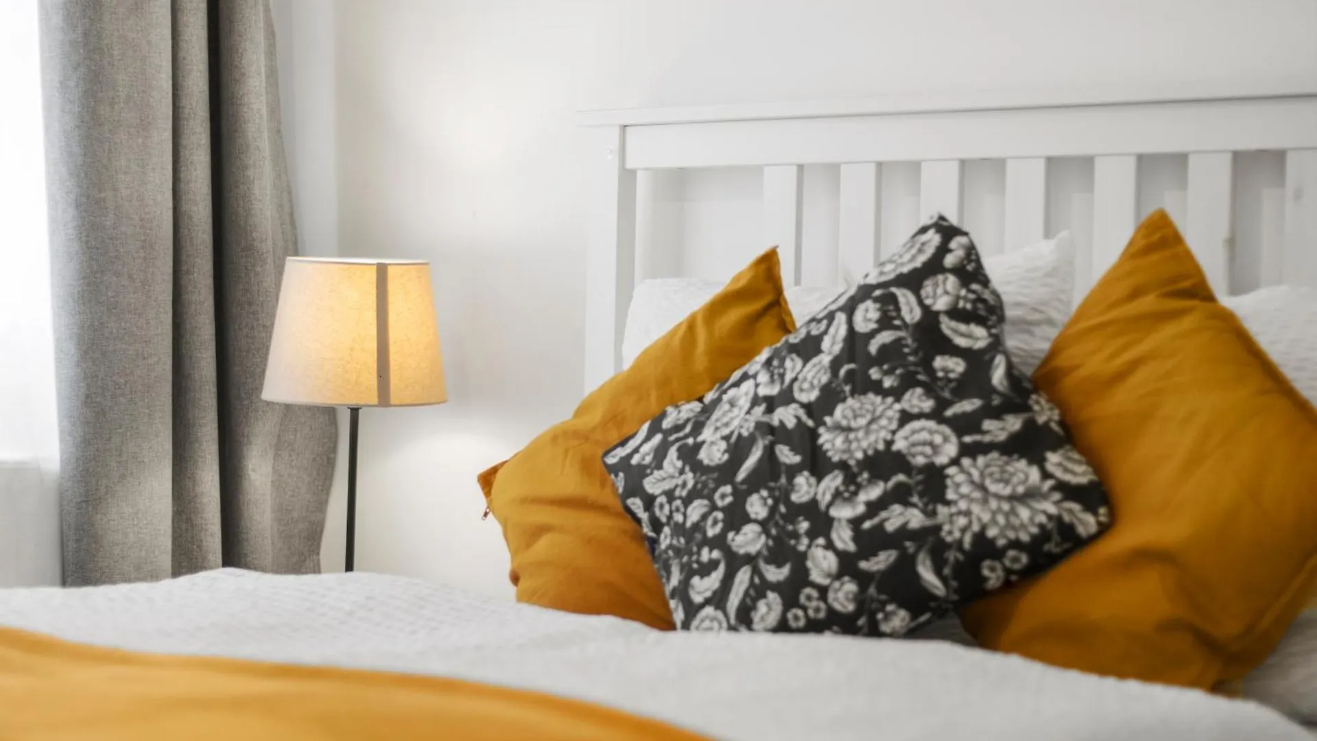 Apartamento 12 Minutes To Schoenbrunn I 5 Minutes To Metro U3 Viena